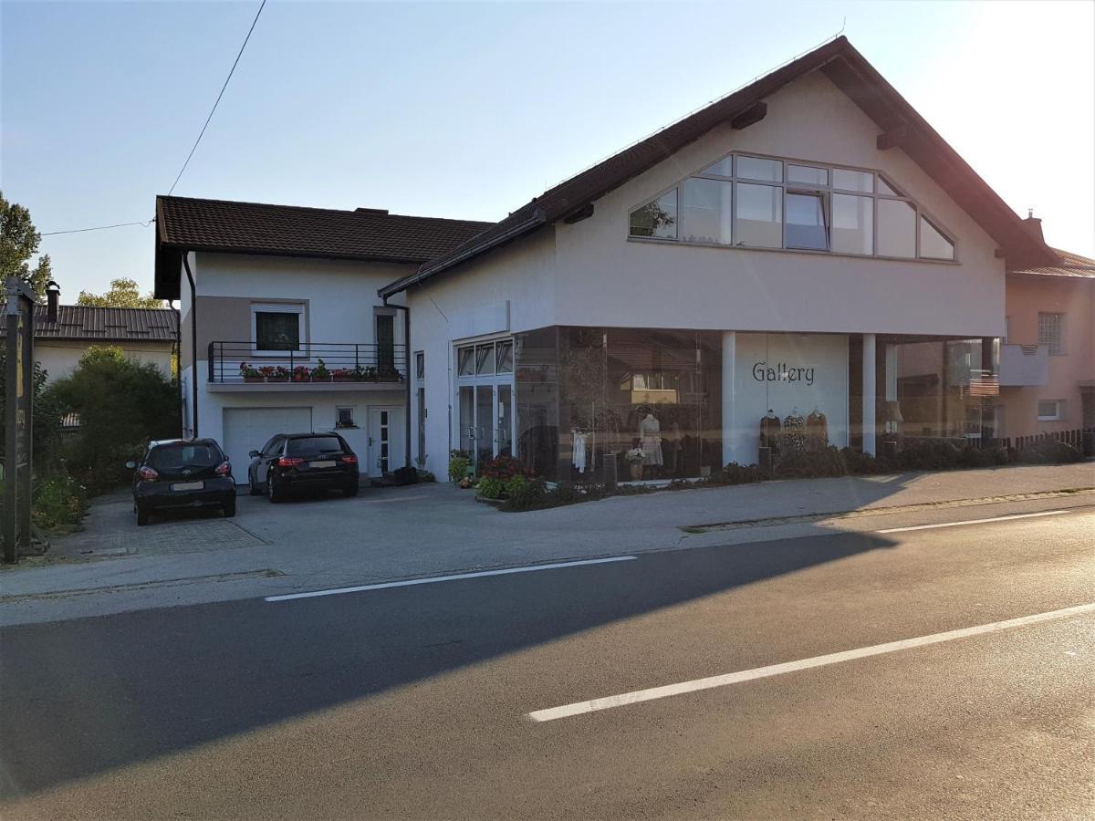 Fado Apartments Лендава Екстериор снимка